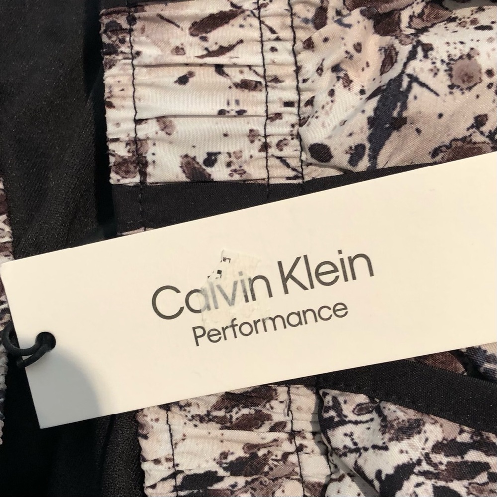 Calvin Klein Performance Women’s Print Athletic Shorts Sz 3X - Picture 7 of 8